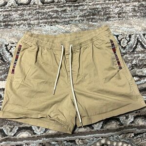 Wowie Hybrid Khaki Shorts, Medium 5’